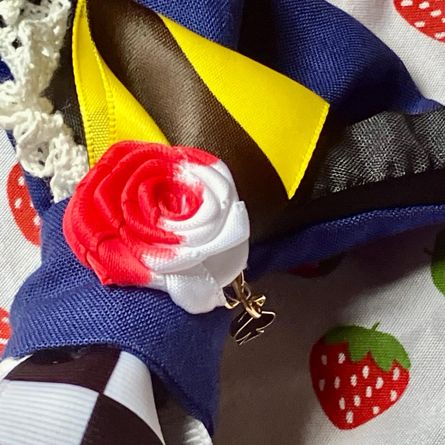 Heartslabyul themed Hairbows