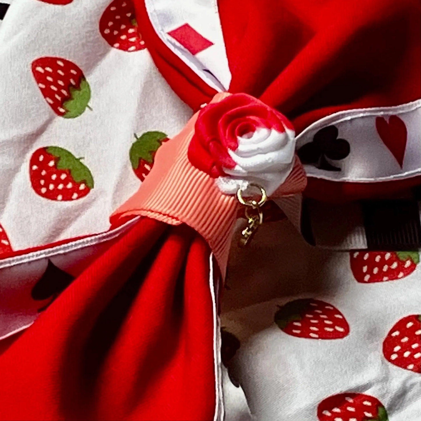 Heartslabyul themed Hairbows